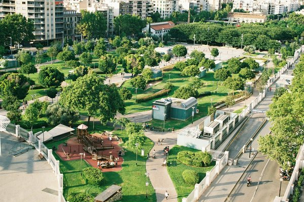 Quelle est la méthodologie la plus robuste pour évaluer la biodiversité dans un nouveau parc urbain ?